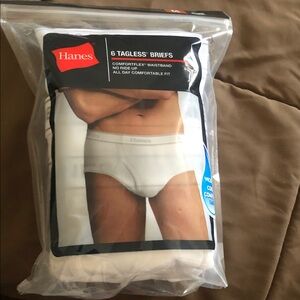 Hanes Men's Tagless Briefs in Classic White